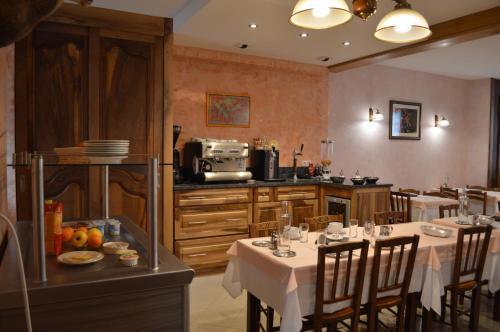 Hotel H�tel La Montagne Fleurie