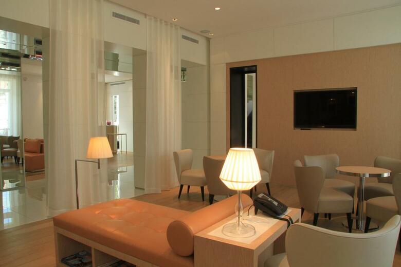 Hotel Le C�sar H�tel