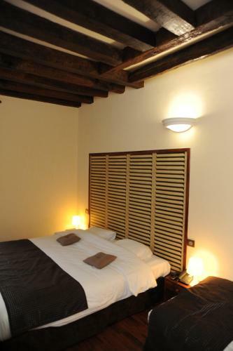 Hotel De L'ecu De France