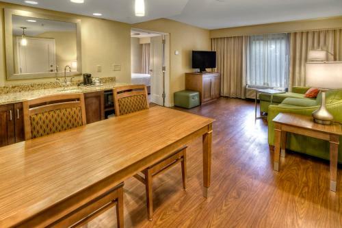 Hotel Hampton Inn And Suites Asheville-i-26