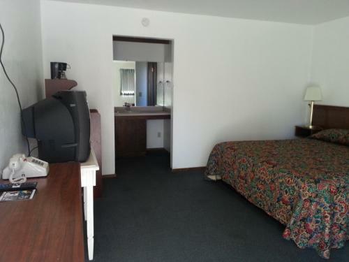 Pine Cone Motel