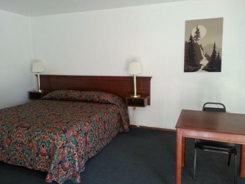 Pine Cone Motel