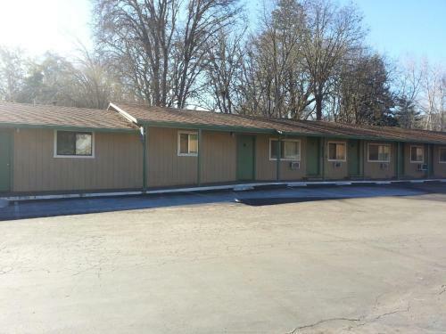Pine Cone Motel