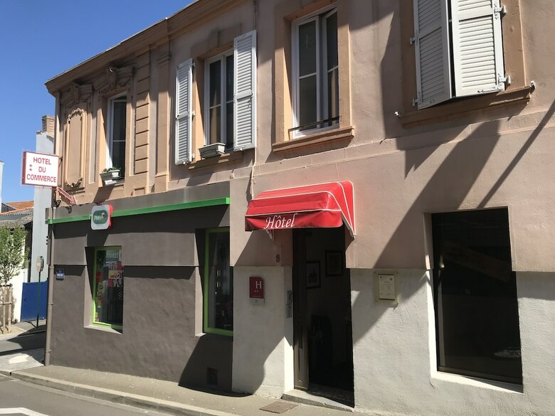 Hotel H�tel Du Commerce