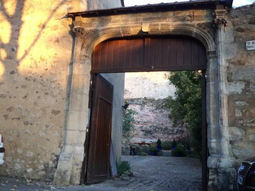 Hostal Logis De La Contrescarpe