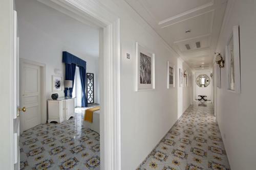 Hotel Canasta
