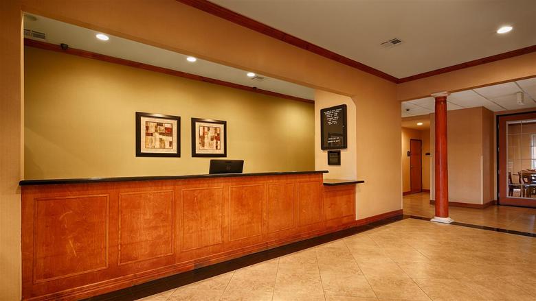 Hotel Best Western Inn & Suites Cleveland
