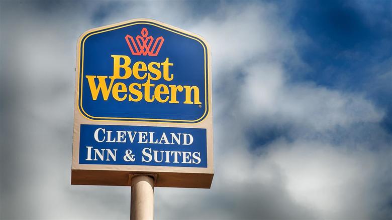 Hotel Best Western Inn & Suites Cleveland