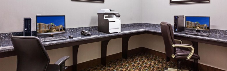 Hotel Holiday Inn Express & Suites Cleveland
