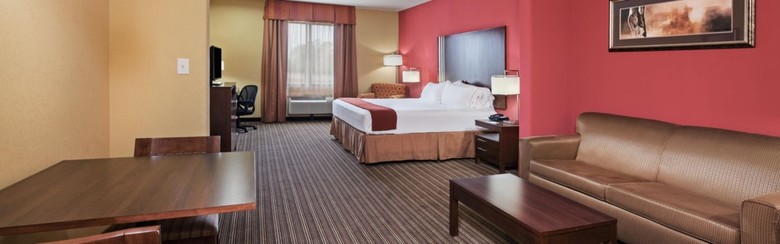 Hotel Holiday Inn Express & Suites Cleveland