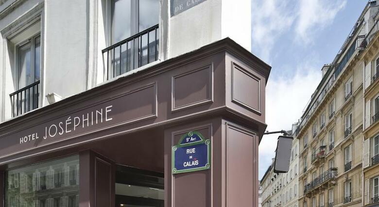 Josephine Hotel