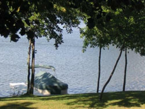 Hotel Riverside Resort