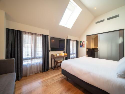 H�b� Hotel