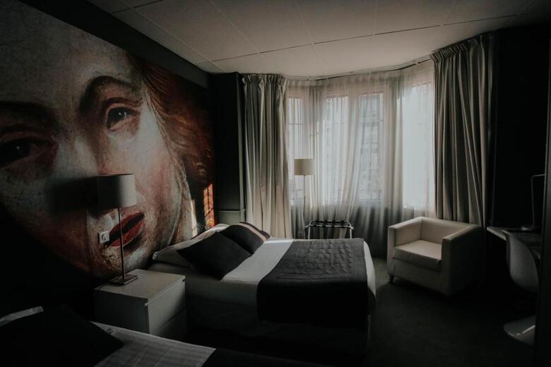 Cecyl Hotel