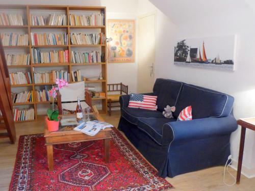 Apartment Porte St Louis
