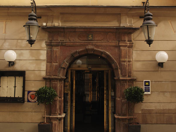 Victory Hotel