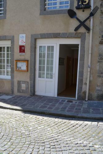 Hotel H�tel-restaurant La Porte Saint Pierre