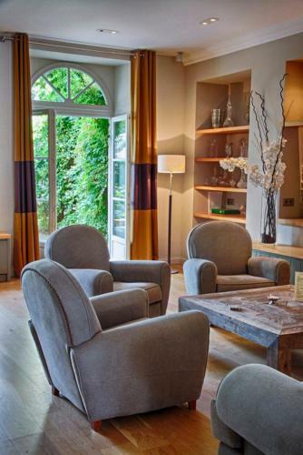 Hotel H�tel Le D'avaugour - Logis