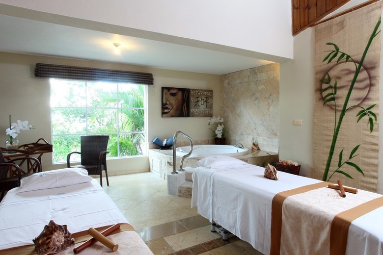 Hotel Bahia Principe Luxury Cayo Levantado