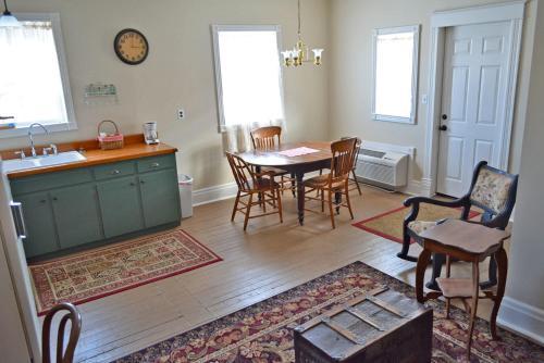 Hotel Mcgregor's Landing