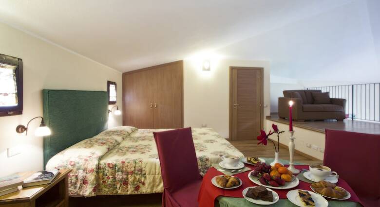Hotel C� Del Moro Resort