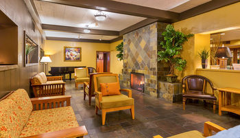 Hotel Wyndham Garden The Pierpont Inn