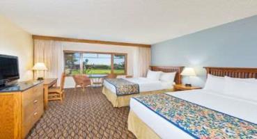 Hotel Wyndham Garden The Pierpont Inn