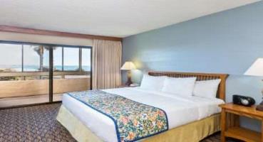 Hotel Wyndham Garden The Pierpont Inn
