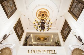 Louis Hotel