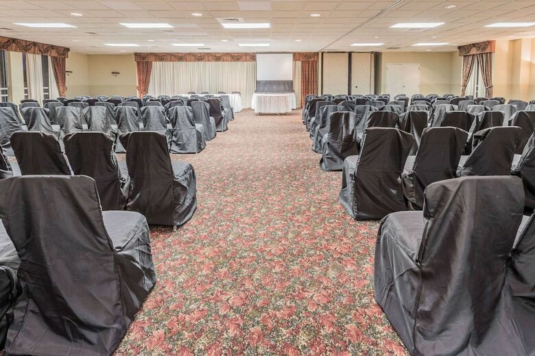 Danville Days Hotel & Conference Center