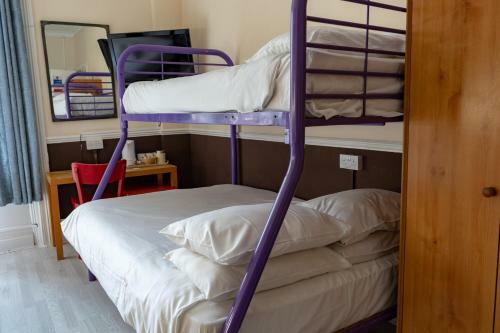 The New George Hotel