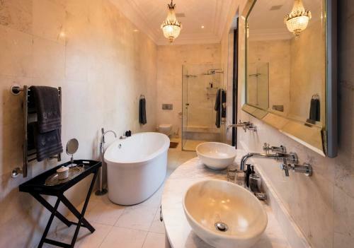 Hostal Molenvliet Wine & Guest Estate