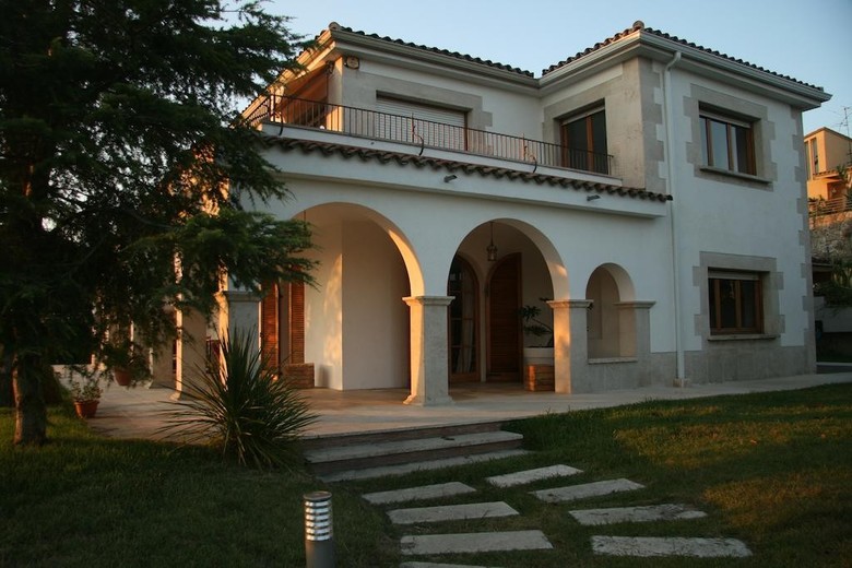 Hostal Montjuic Bed & Breakfast