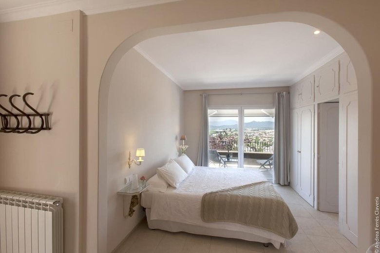 Hostal Montjuic Bed & Breakfast