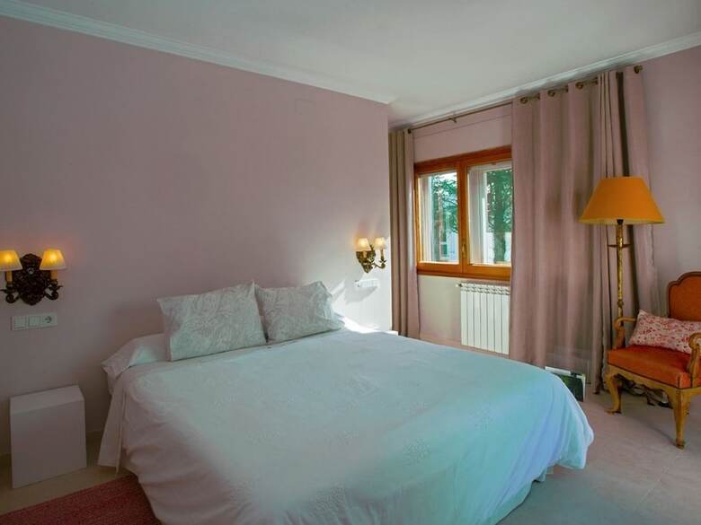 Hostal Montjuic Bed & Breakfast