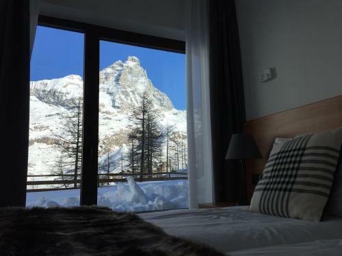 White Apartments Cervinia