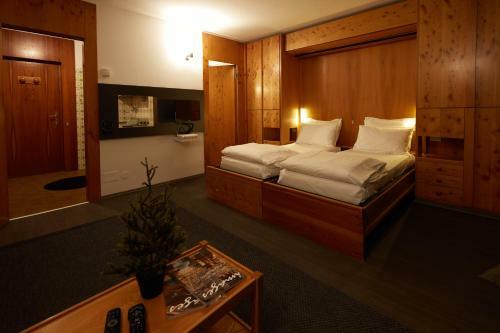 White Apartments Cervinia