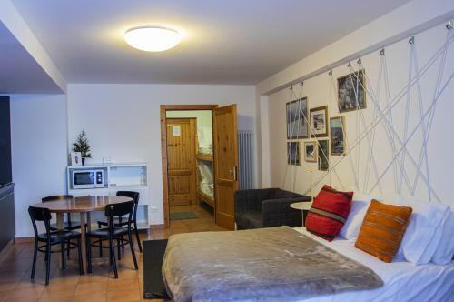 White Apartments Cervinia