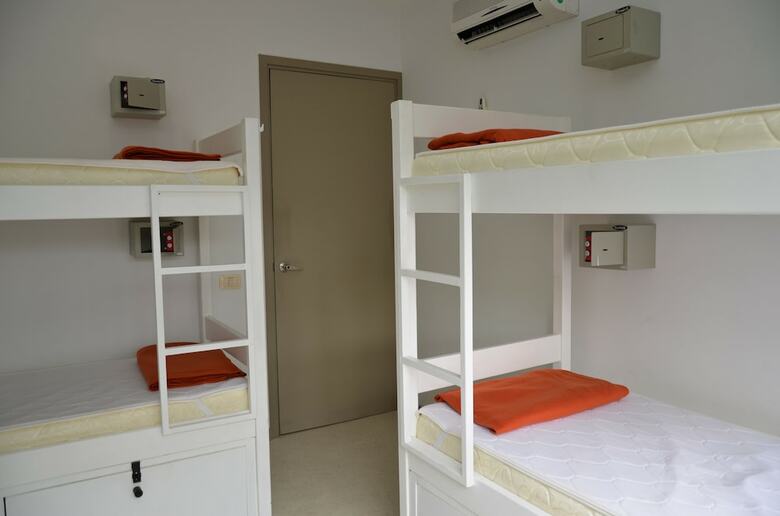 Hostal Hostel & Suites Del Rio