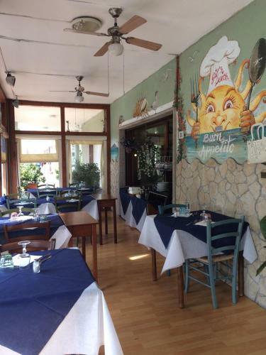 Hostal Gil's Hotel