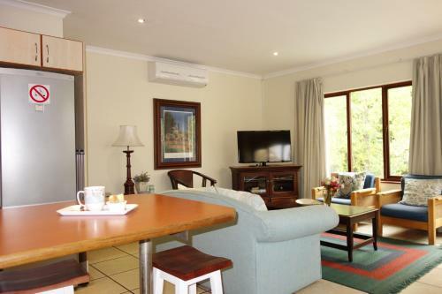 Hostal Cherry Berry Guest House