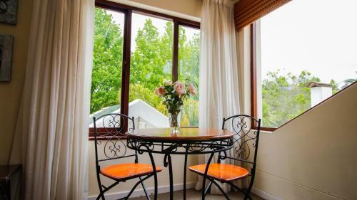 Hostal Cherry Berry Guest House