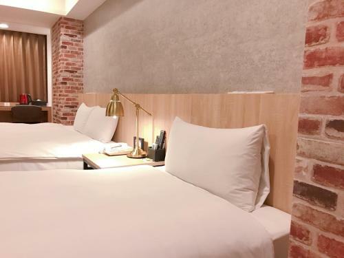 Summer Terminal Hotel