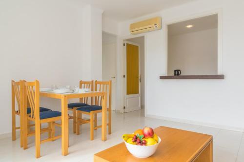 Apartamentos Massanet