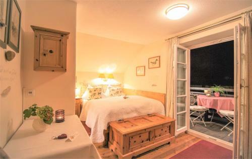 Hostal Alpengruss Apartment - Zimmer