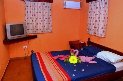 Hotel Rancho De La Playa