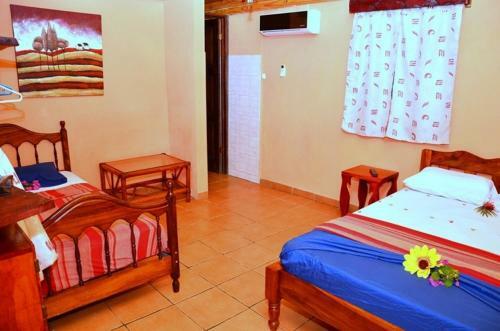 Hotel Rancho De La Playa