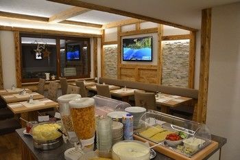 Hostal Pension Senner