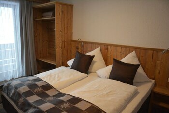 Hostal Pension Senner