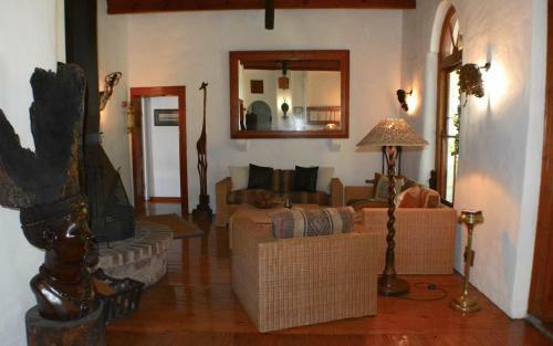 Hostal Old Thatch Lodge